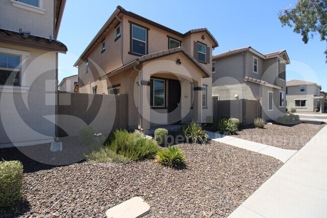 Building Photo - 2614 N 73rd Dr