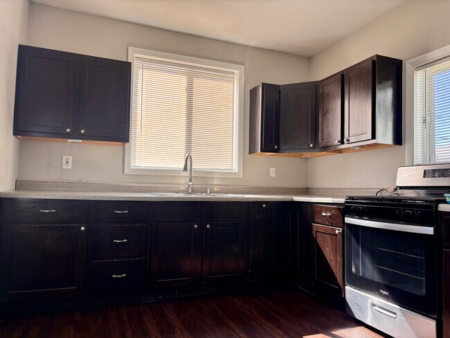 Foto del edificio - 620 Oneida St