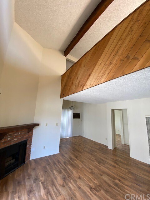 Building Photo - 3759 Delmas Terrace