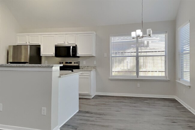 Foto del edificio - 1414 Chesterpoint Dr