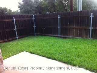 Building Photo - 1617 Libby Ln