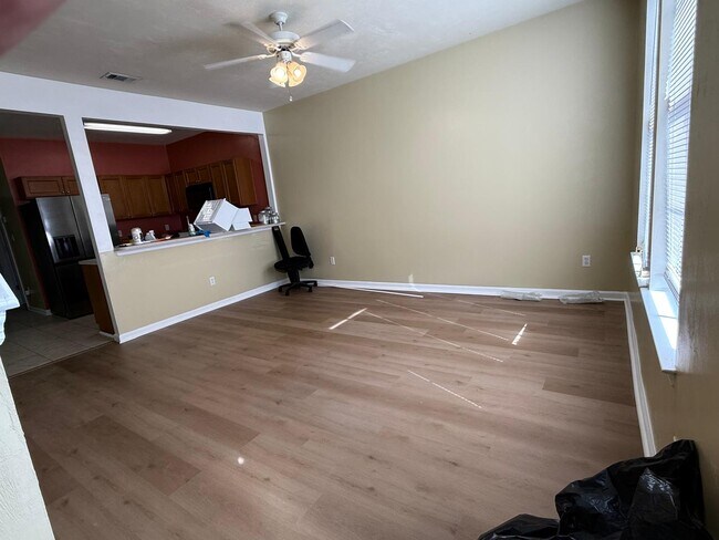 Building Photo - 2014 Midyette Rd