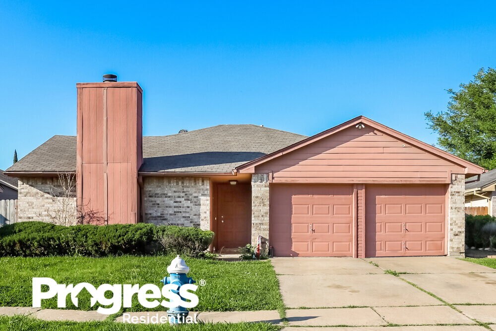 Foto principal - 15402 Wildwood Glen Dr