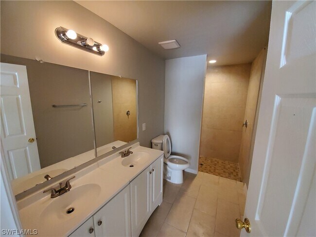 Foto del edificio - 3418 SW 17th Ave