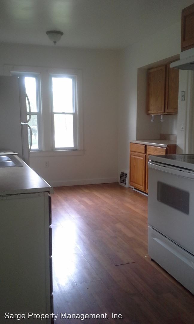 Building Photo - 5 br, 2 bath House - 401 S Mitchell St