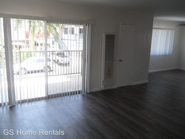 Building Photo - 247 Avenida Del Poniente