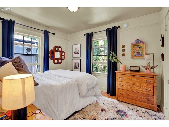 Foto del edificio - 2066 NW Overton St