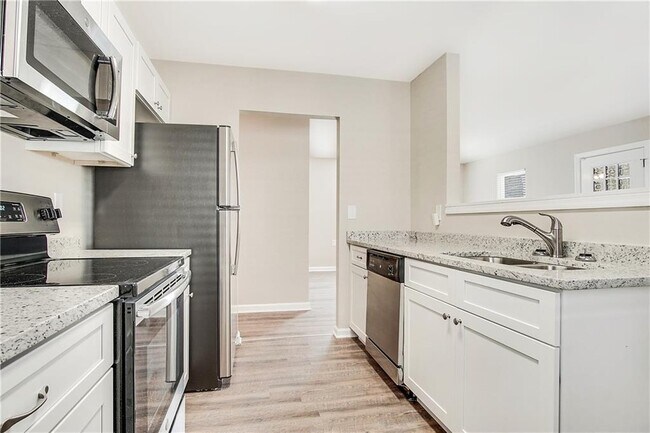 Building Photo - 1137 2nd St NW