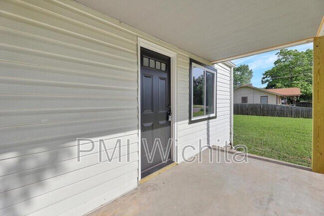 Foto del edificio - 339 N Joann St