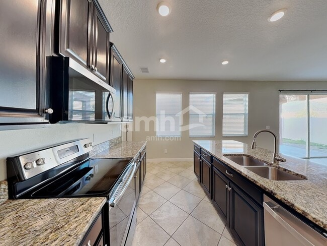 Foto del edificio - 11713 Winterset Cove Dr