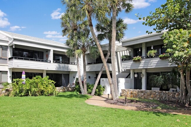 Building Photo - Bahia Vista Gulf, #D224