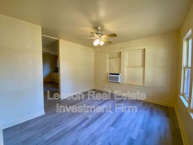 Foto del edificio - 2621 Trichel St