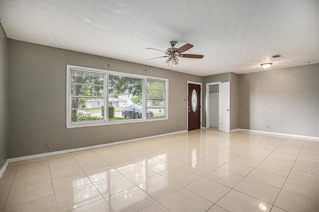 Foto del edificio - 1318 5th St N
