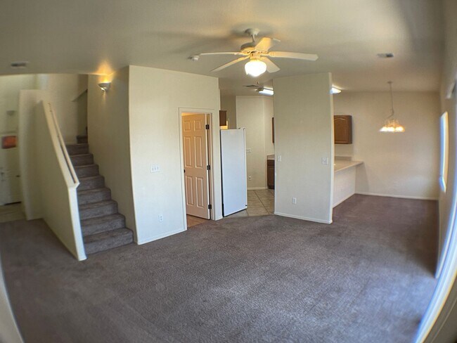 Foto del edificio - Spacious 3BR Townhome in Bellemont | Fenced Yard + 2-Car Garage