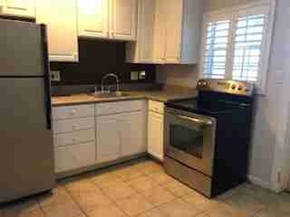 Foto principal - 3903 W Morrison Ave
