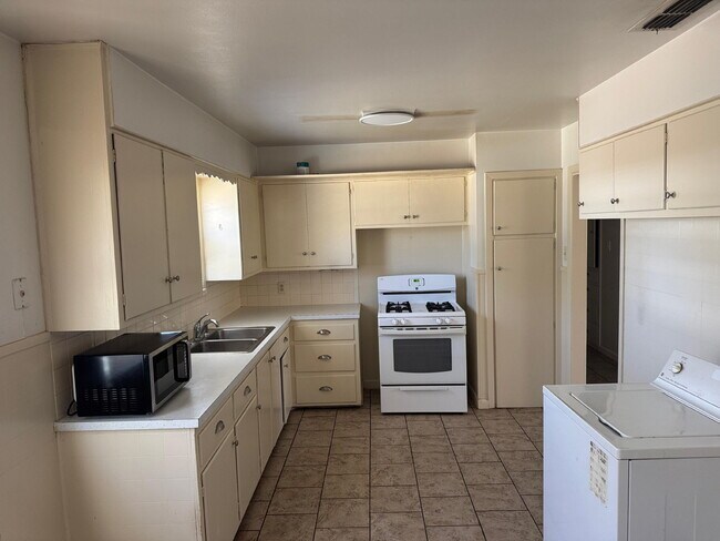 Foto del edificio - 4614 36th St