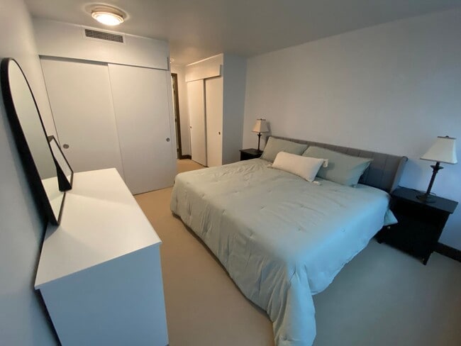 Photo - Harrison Towers East Apartment