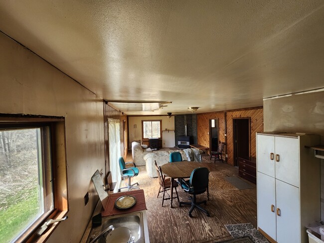 Building Photo - 7665 Marquardt Ln