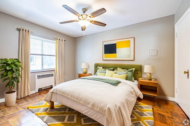 Building Photo - Edenview