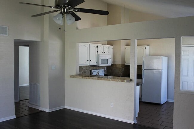 Building Photo - 24211 Running Iron Dr