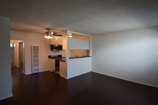 Building Photo - 12255 Burbank Blvd