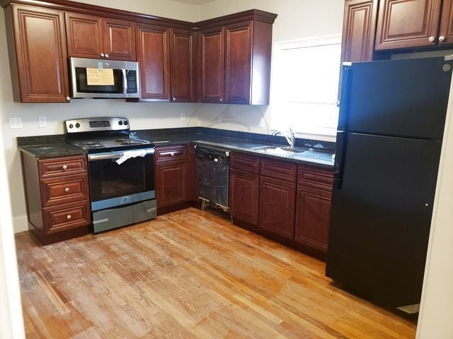 Building Photo - 80 Grant St