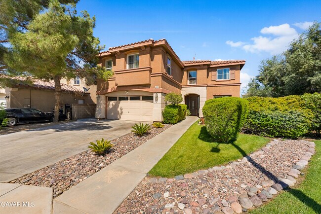Foto del edificio - 44256 Dahlia St