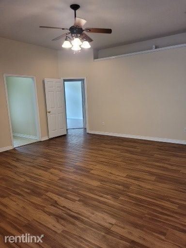Building Photo - 3 br, 2 bath House - 2736 Dolphin Dr