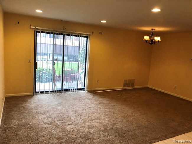 Foto del edificio - 15142 Seagull Dr