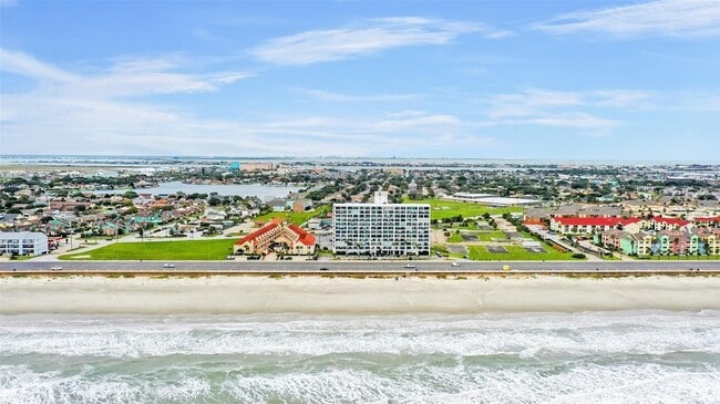 Photo - 7310 Seawall Blvd Apartment