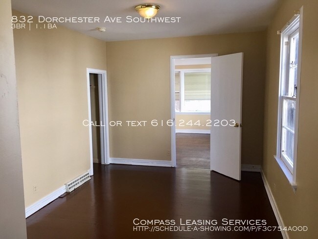 Building Photo - 832 Dorchester Ave SW
