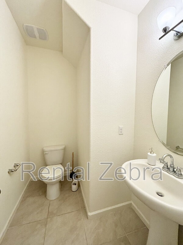 Foto del edificio - 277 Shafer Ave