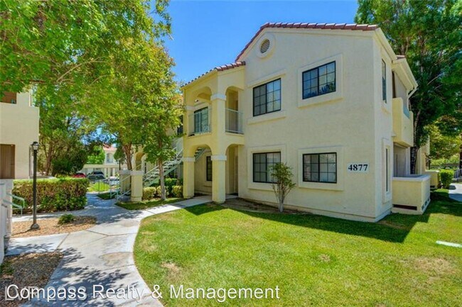 Building Photo - 2 br, 1.5 bath House - 4877 S. Torrey Pine...