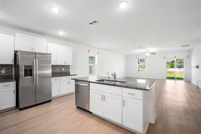 Building Photo - 1420 Tahitian Sunrise Dr