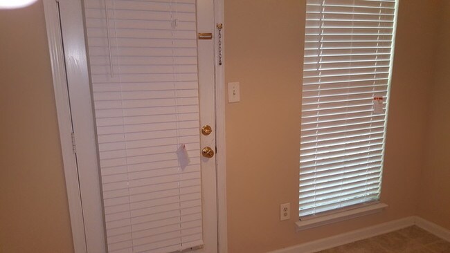 Building Photo - 6764 Biscayne