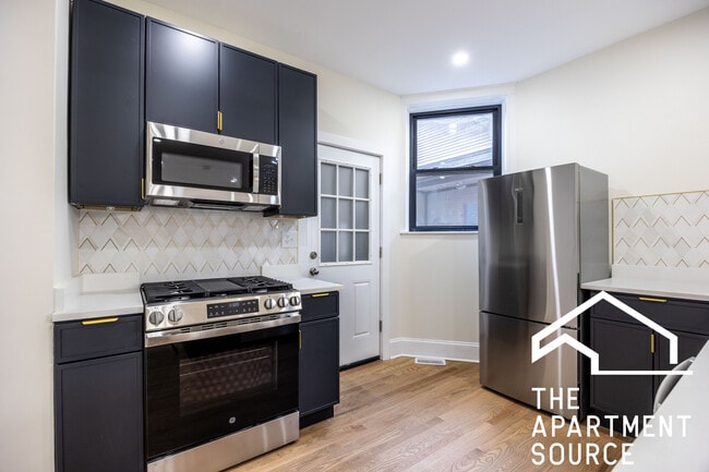 Foto del edificio - 4638 N Hamilton Ave