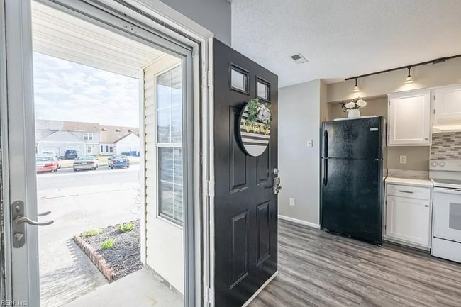 Foto del edificio - 1218 Alder Ct