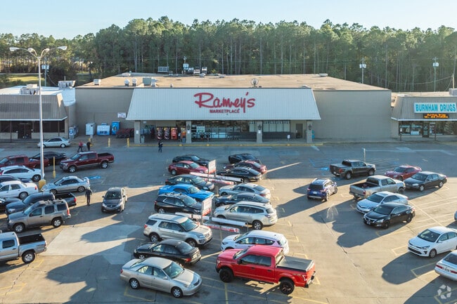 Ramey's Market Place is the preferred local market for the residents of Gautier, MS.