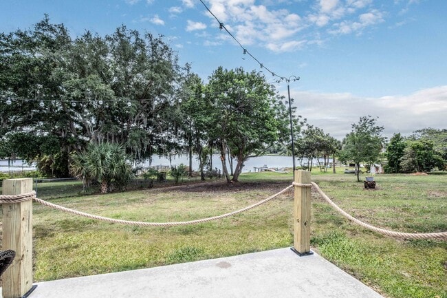 Building Photo - 1216 Doris Ave