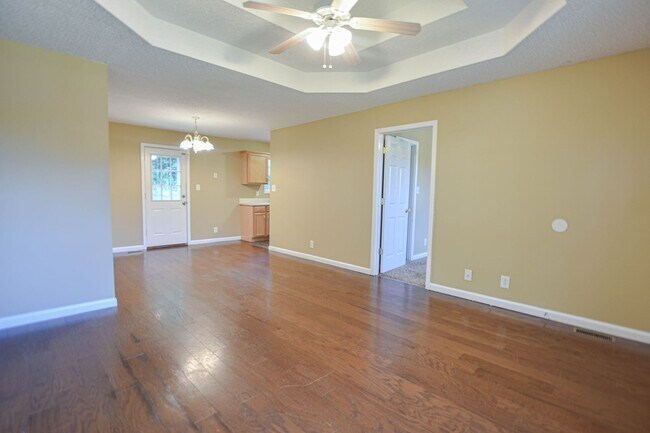 Foto del edificio - Pet Friendly Three Bedroon!