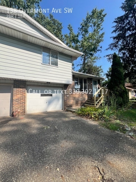 Building Photo - 138 Overmont Ave SW