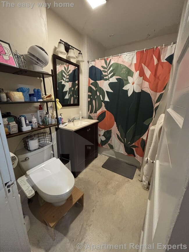 Building Photo - 9 Orrin St