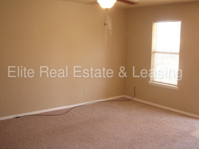 Foto del edificio - 713 S Locust St
