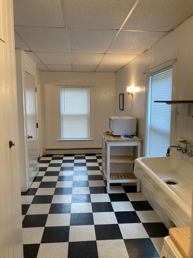 Foto principal - 6 Maple St
