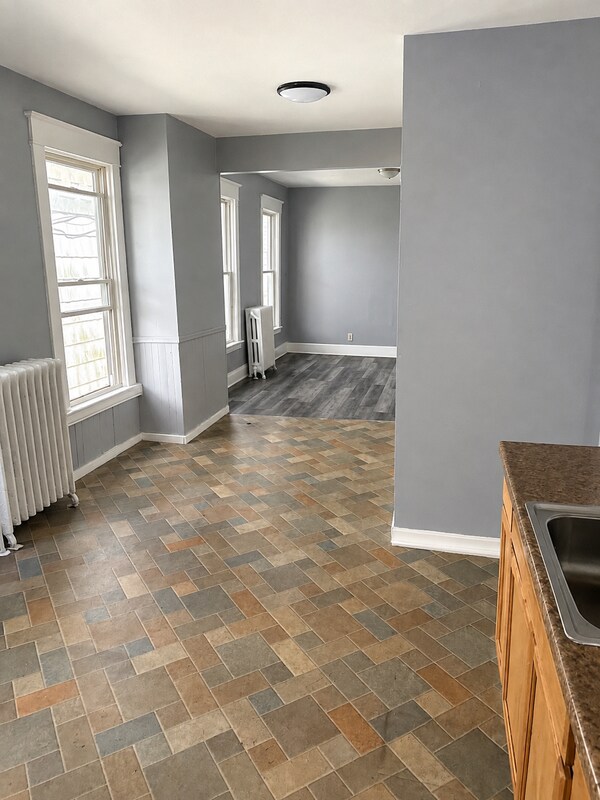 Foto del edificio - 86 Woodlawn Ave
