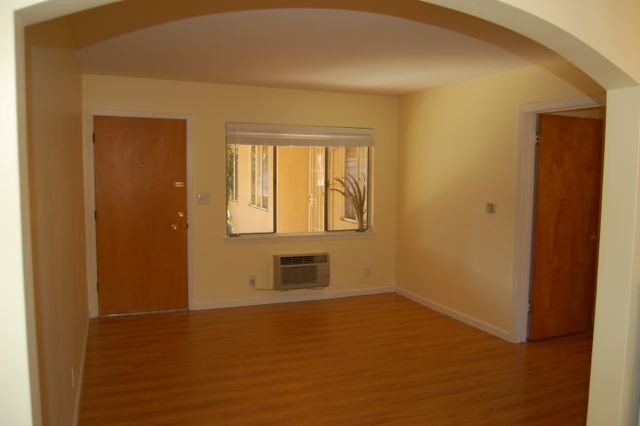 Foto principal - 5481 Carlson Dr