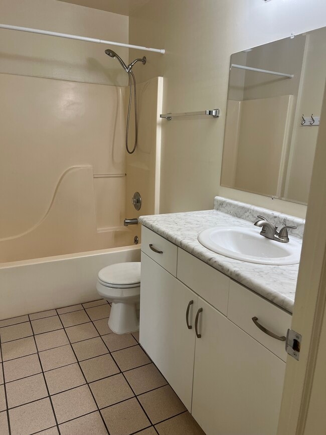 Building Photo - 3536 S 1100 E
