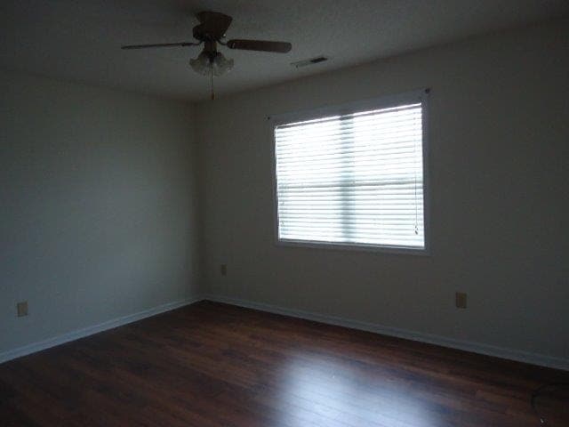 Foto del edificio - 109 Willow Way