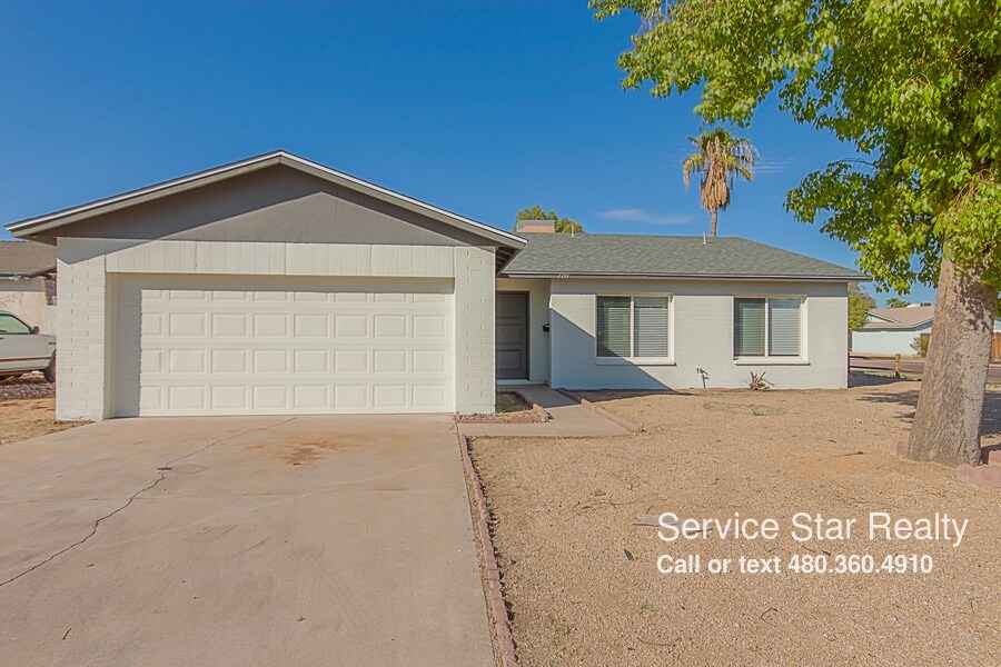 Foto principal - 2750 E Cactus Rd