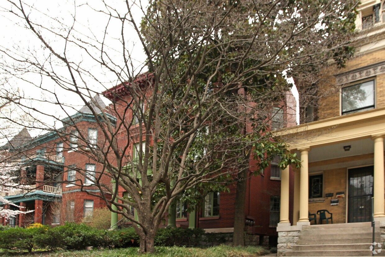 Foto del edificio - 1445 S 4th St